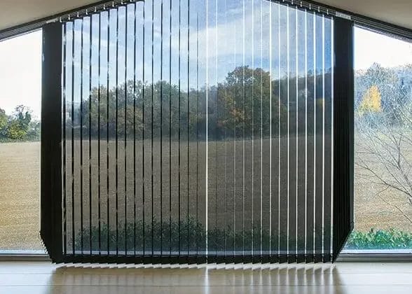 Géo Articles 1 bandalux vertical blind 06 1 588x500 1